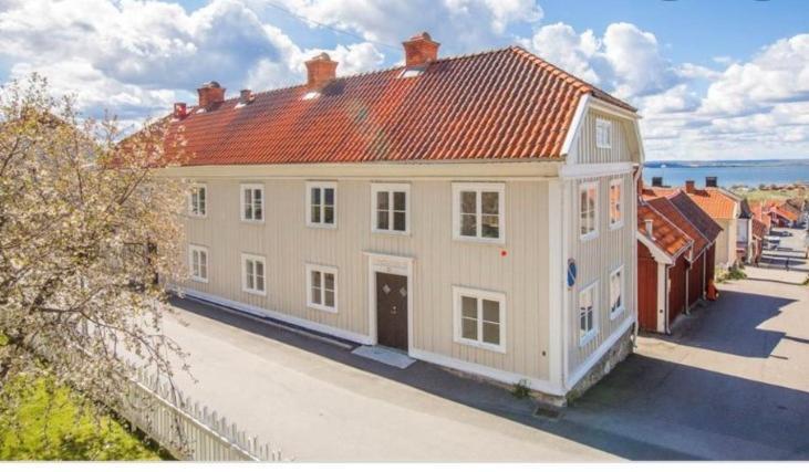 Angbaten - New Buildt Apartment In The Center Of Graenna Bagian luar foto
